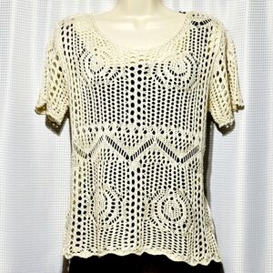 Sisters Crochet Short Sleeve Top (M)